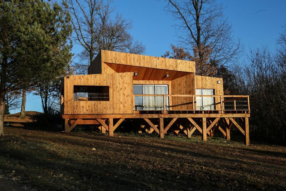 Les Lodges Du Golf De La Marterie Saint-Félix-de-Reillac-et-Mortemart 외부 사진